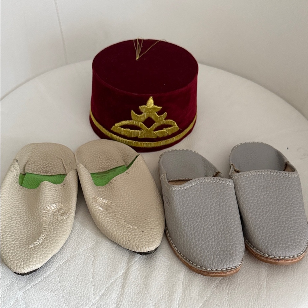 Kids Cream and Gray Leather Slip-On Sandals